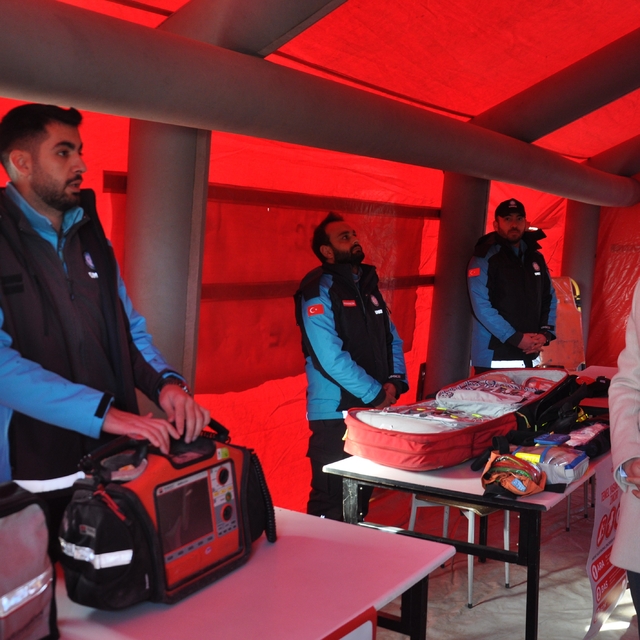 Kars Vali Vekili Aydın Göçer, "Asılsız çağrı yapanlar insanlık suçu işliyor...