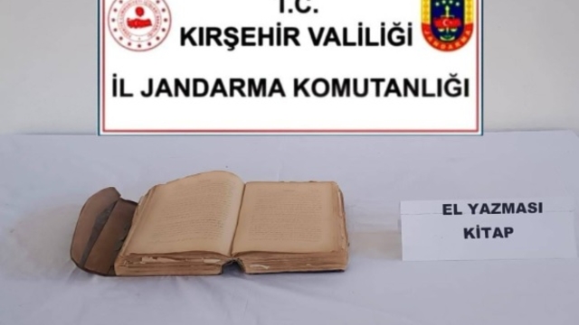 Kırşehir'de Osmanlı Dönemi'ne ait el yazması Kur'an-ı Kerim ele geçirildi