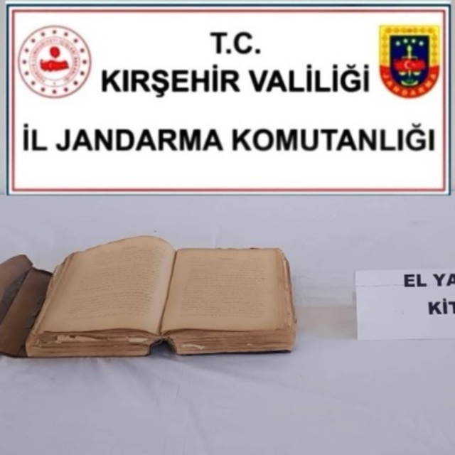 Kırşehir'de Osmanlı Dönemi'ne ait el yazması Kur'an-ı Kerim ele geçirildi