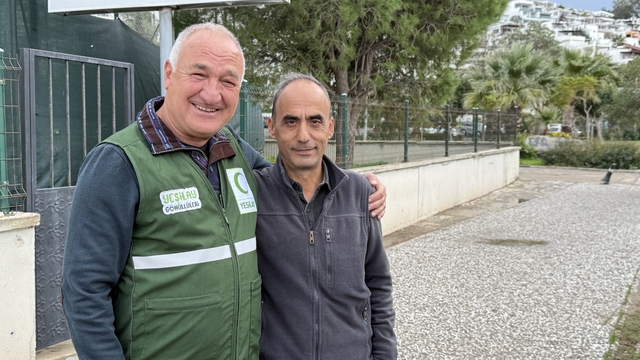 62 yaşında, 25 saatte 102 kilometre yürüdü