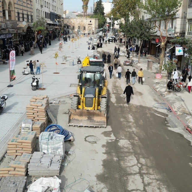 Şanlıurfa Divanyolu modern bir görünüme kavuşuyor
