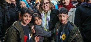 Başkan Şahin, şehir yaşamına katkı sunan büyükşehir belediye başkanları ara...