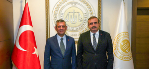 Özgür Özel'den, Uyuşmazlık Mahkemesi Başkanı Güleç'e ziyaret