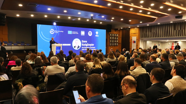 İzmir'de "Yenilik, Bilgi ve Deneyim Paylaşımı" etkinliği düzenlendi