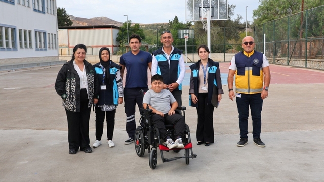 Bodrum Belediyesi'nden akülü sandalye, bakım ve onarım desteği