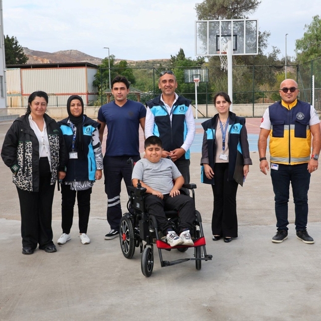 Bodrum Belediyesi'nden akülü sandalye, bakım ve onarım desteği