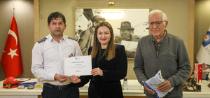 Otobüs şoförü, aracında unutulan içinde 4 bin avro olan çantayı sahibine ul...