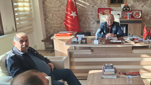 MHP Beypazarı İlçe Başkanı Orhan vatandaşlarla buluştu