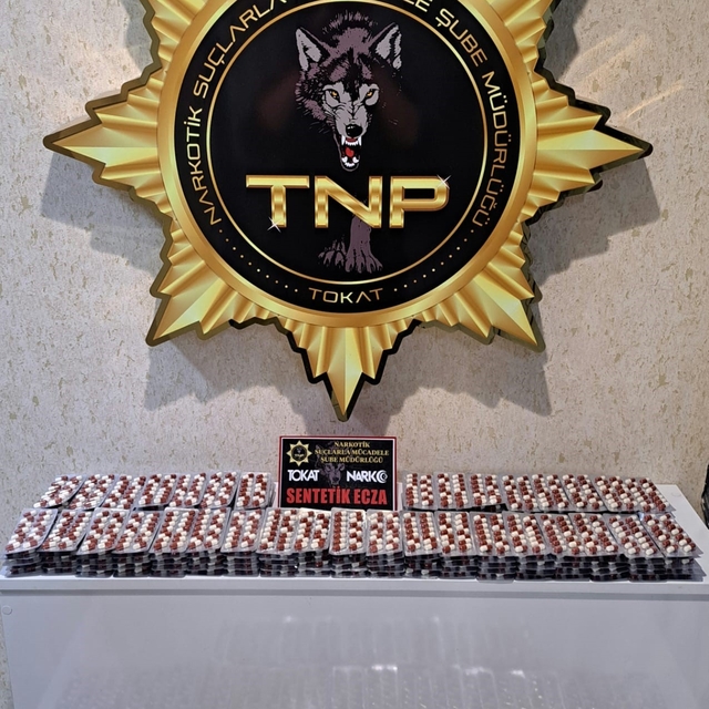 4 bin sentetik hapla yakalanan zanlı tutuklandı