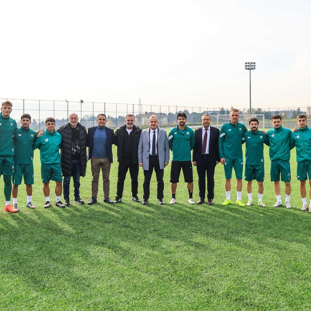 BUÜ'den Bursaspor'a tam destek