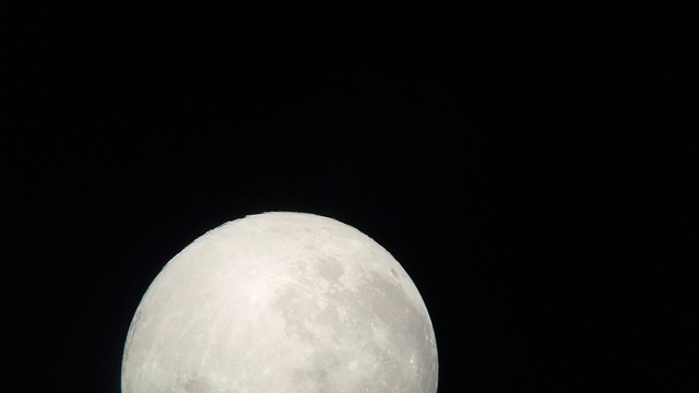 Trabzon'da öğrenciler dolunayı gözlemledi