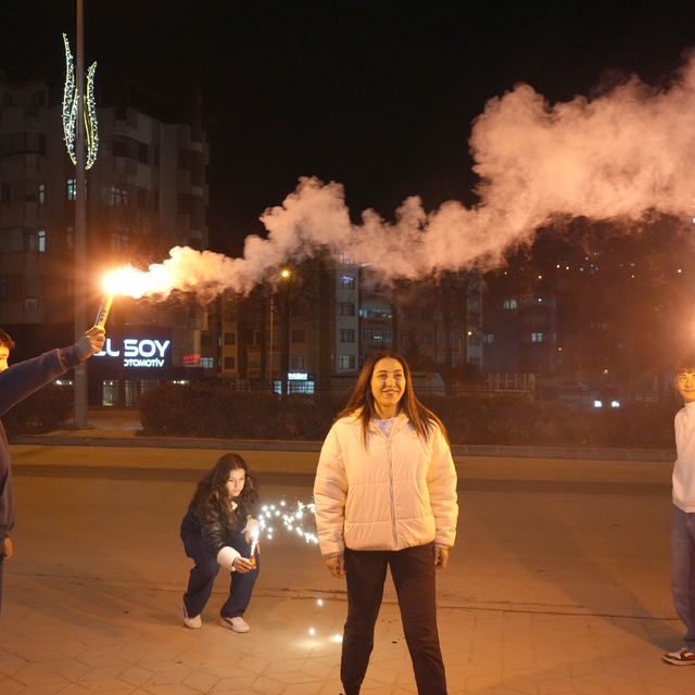 Dünya şampiyonu Asuman'a memleketinde coşkulu karşılama