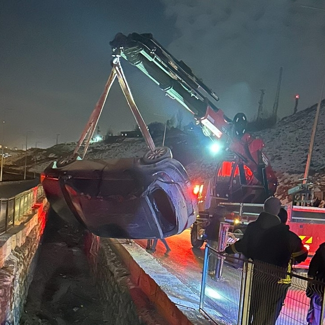 Yüksekova'da trafik kazası: 1 yaralı