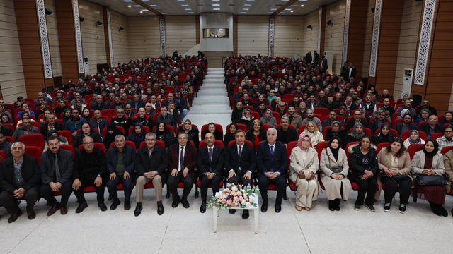 Vali Aydoğdu eğitim çalışanlarıyla bir araya geldi