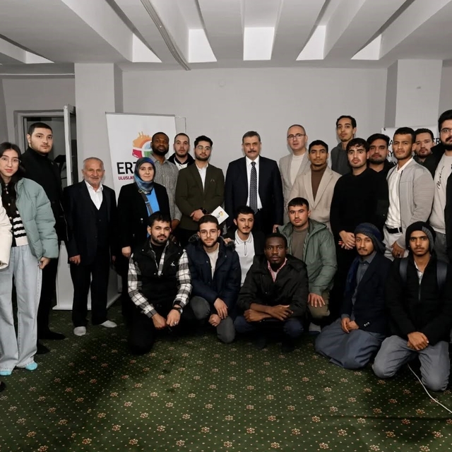 Vali Çiftçi, Uluslararası öğrencilerle biraraya geldi