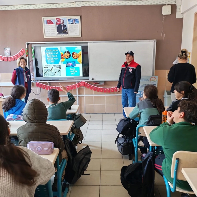 Koçarlı'da öğrencilere balık tüketiminin önemi anlatıldı