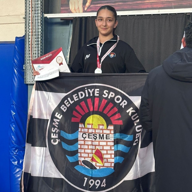 Çeşme Belediyespor'dan taekwondoda gururlandıran başarı