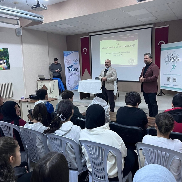 Fatih Ortaokulu'nda "Nesilden Nesile Kültürel Miras" sunumu