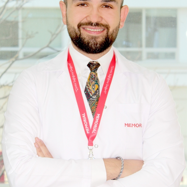 Altın iğneyle daha canlı bir cilde sahip olabilirsiniz