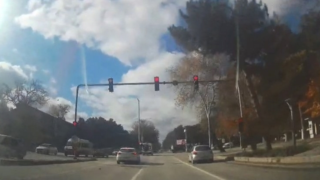 Elazığ'da hatalı şerit değiştirme kazaya neden oldu