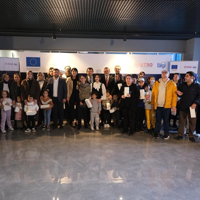 Bursa'da engel tanımayan bilim yolculuğu