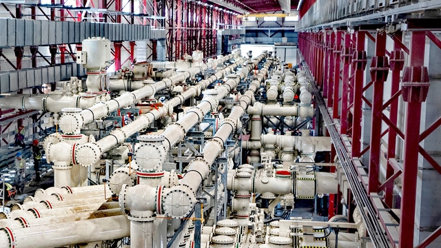 Türkiye'nin iletim sistemine enerji aktaracak Akkuyu NGS'deki tesise elektrik verildi