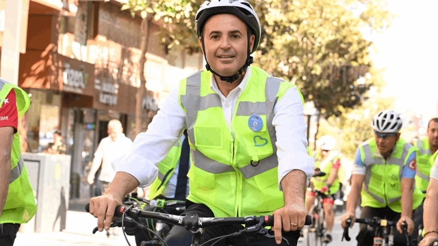 Balıkesir'de spor kültürünü yaygınlaştırıyor
Balıkesir'de pedallar sağlık için dönüyor