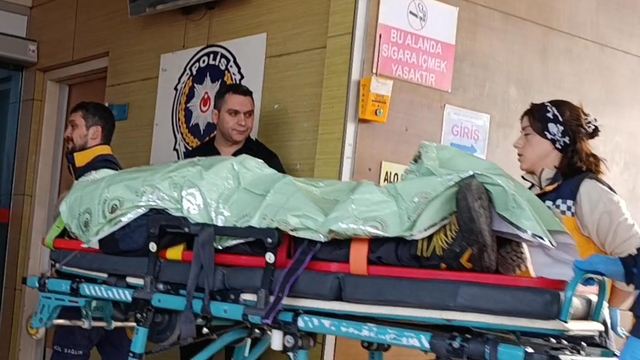 Kaza yapıp bilincini kaybeden sürücüsü, 9 saat sonra donmak üzereyken bulundu