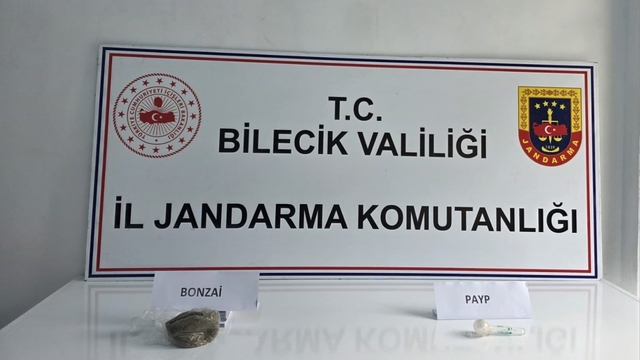 Bilecik'te jandarmanın şüphe üzerine durdurduğu araçtan uyuşturucu çıktı