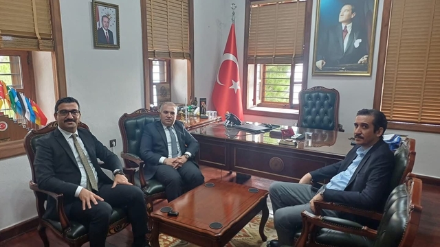 Aydıncık Kaymakamı Mehmet Çelik'e ziyaret