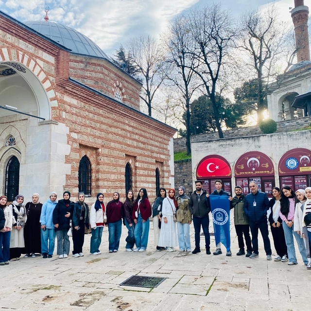 Yıldırımlı gençler Bursa'yı keşfediyor