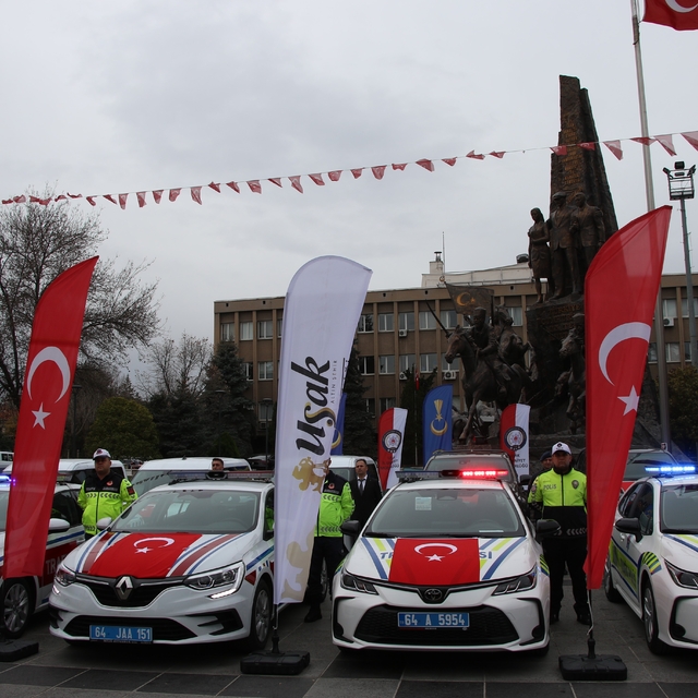 Uşak'ta emniyet ve jandarma teşkilatına 47 yeni araç