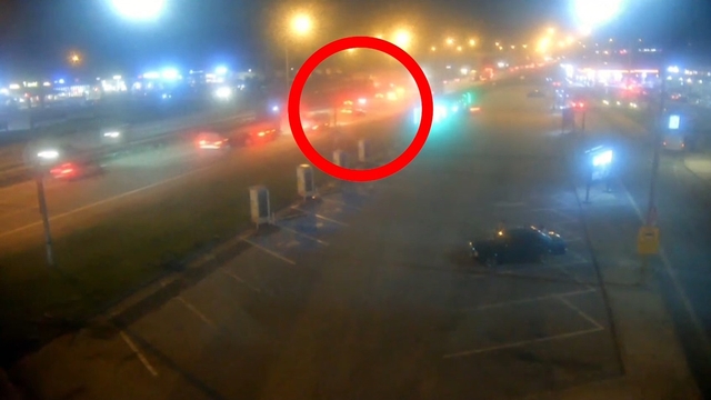 Makas atarak ilerlediği iddia edilen otomobilin sebep olduğu cinayet gibi kazanın tutanağı pes dedirtti
30 yıllık hekimi hayattan koparan kazanın ardından ihmaller silsilesi iddiası