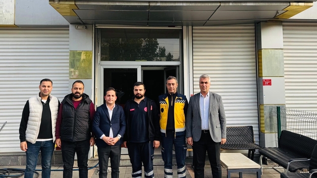 HAK-İŞ İl Başkanı Aküzüm, Acil Sağlık Hizmetleri Başkanı İpek'le bir araya geldi