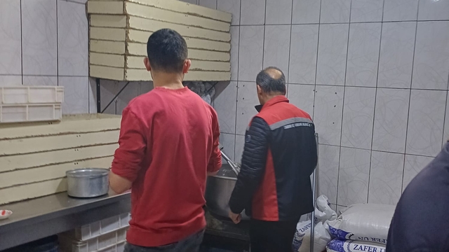 Ulaş'ta ilçe esnafı denetlendi