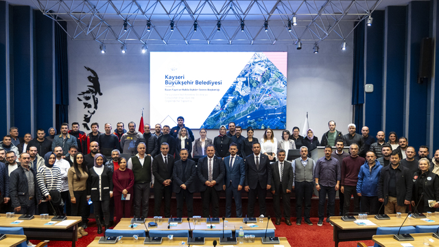 Büyükşehir Belediyesinde vatandaş başvuru süreçleri değerlendirme toplantısı yapıldı
