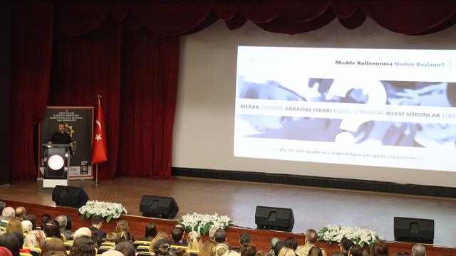 Hatay'da ""En İyi Narkotik Polisi: Anne" projesi tanıtıldı