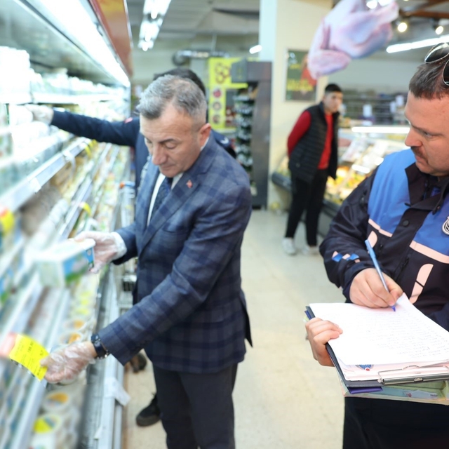 Akdeniz'de AVM'lere sıkı denetim