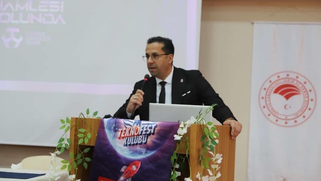 Ardahan'da "Teknofest Türkiye şampiyonluğu tecrübe paylaşımı" yapıldı