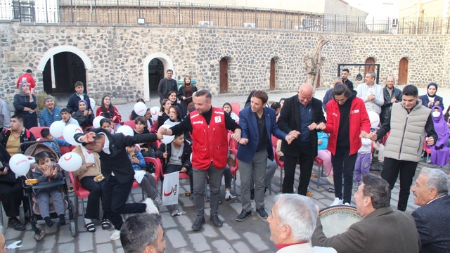 Türk Kızılay'ından Cizre'de engellilere anlamlı etkinlik