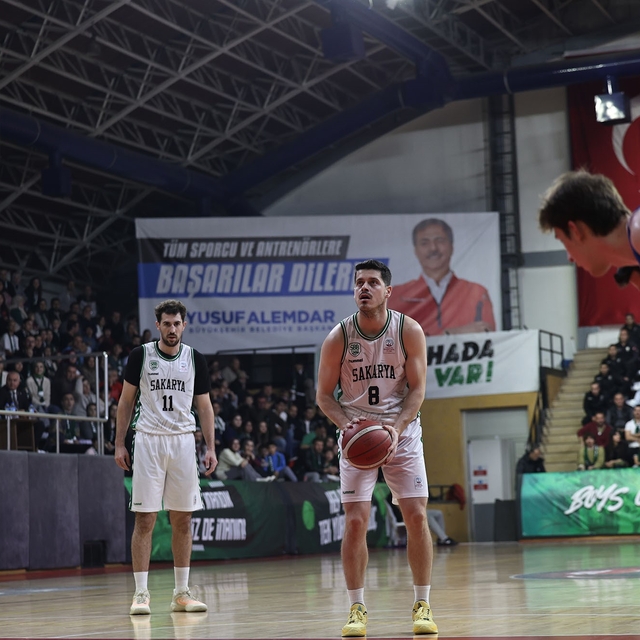 Sakarya Büyükşehir Basketbol, Kütahya'da parkeye çıkıyor