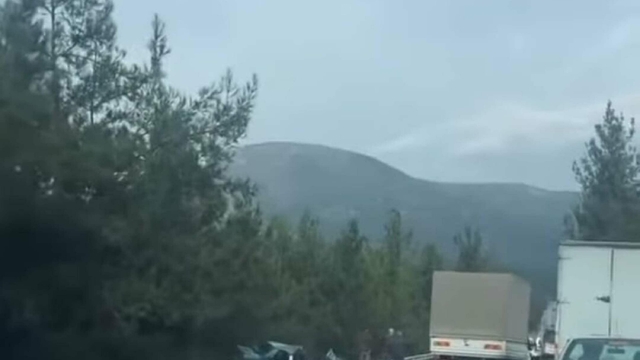 Kamyonetle otomobil çarpıştı: 2 ölü, 1'i ağır 2 yaralı