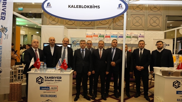 Artvin Valisi Ergün, Batum'da düzenlenen fuara katıldı