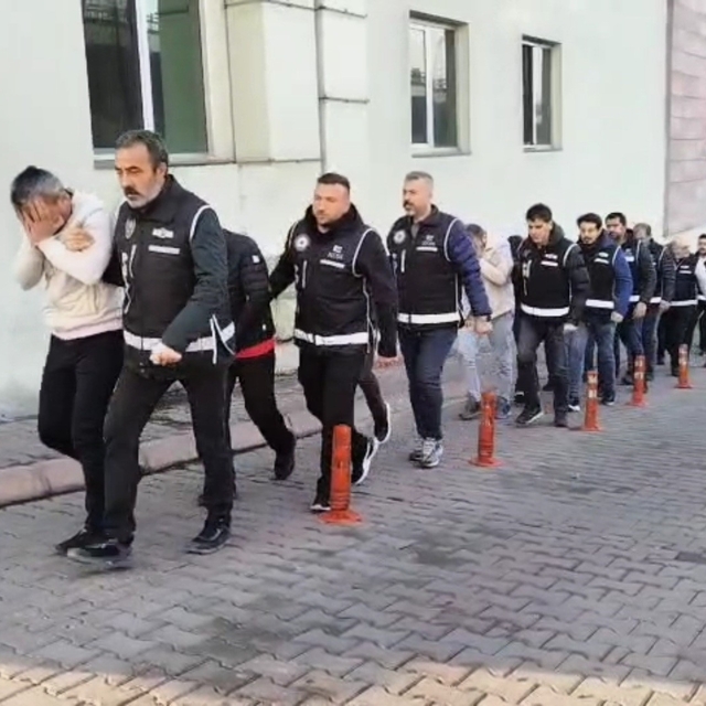 Kanser ilaçlarını usulsüz şekilde temin eden 3 kişi tutuklandı