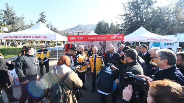 Kastamonu'da dört yeni ambulans hizmete alındı