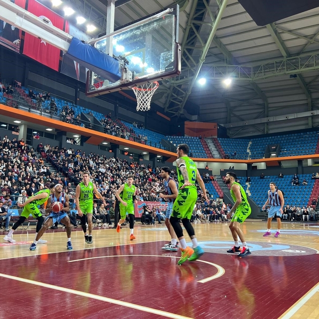 Türkiye Sigorta Basketbol Ligi: Trabzonspor: 92 - Tofaş: 87