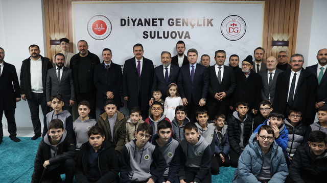 Diyanet İşleri Başkanı Arpaguş, Amasya'da Mehmetçik Camisi'nin açılışını yaptı