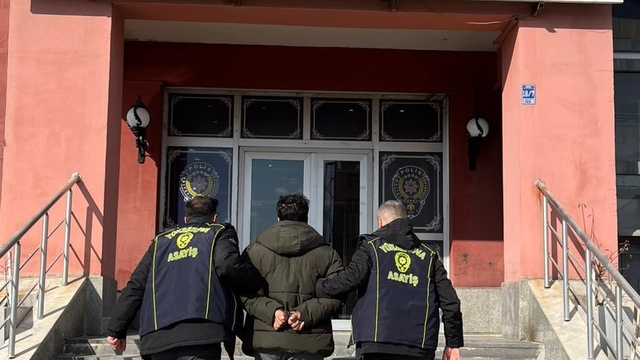 Hakkari'de haklarında kesinleşmiş hapis cezası bulunan 2 hükümlü yakalandı