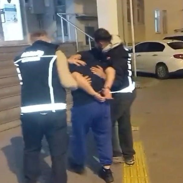 'Cinsel istismar' suçundan 12 yıl kesinleşmiş hapsi bulunan şahıs yakalandı