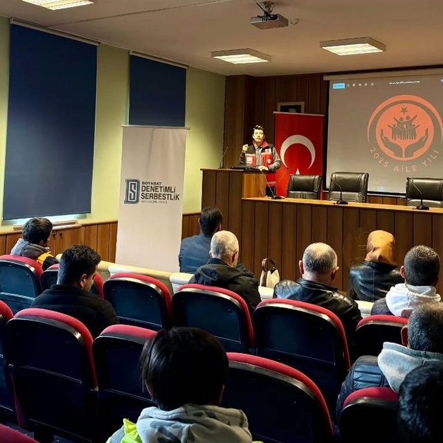 Boyabat'ta yükümlülerine "Aile İçi İletişim ve Şiddetin Önlenmesi Semineri"...